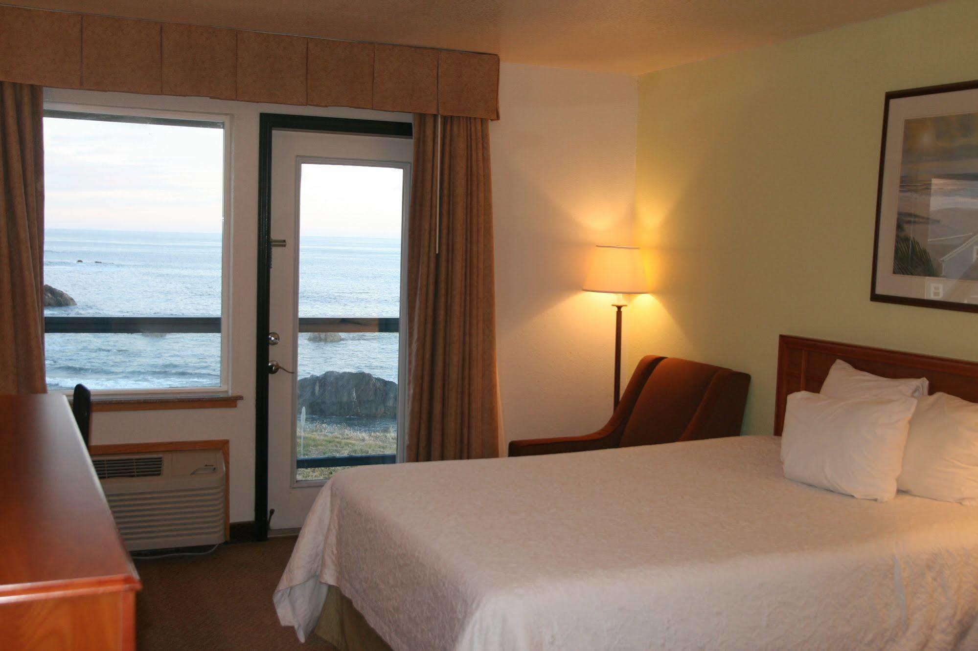 Oceanfront Lodge Crescent City Exterior foto